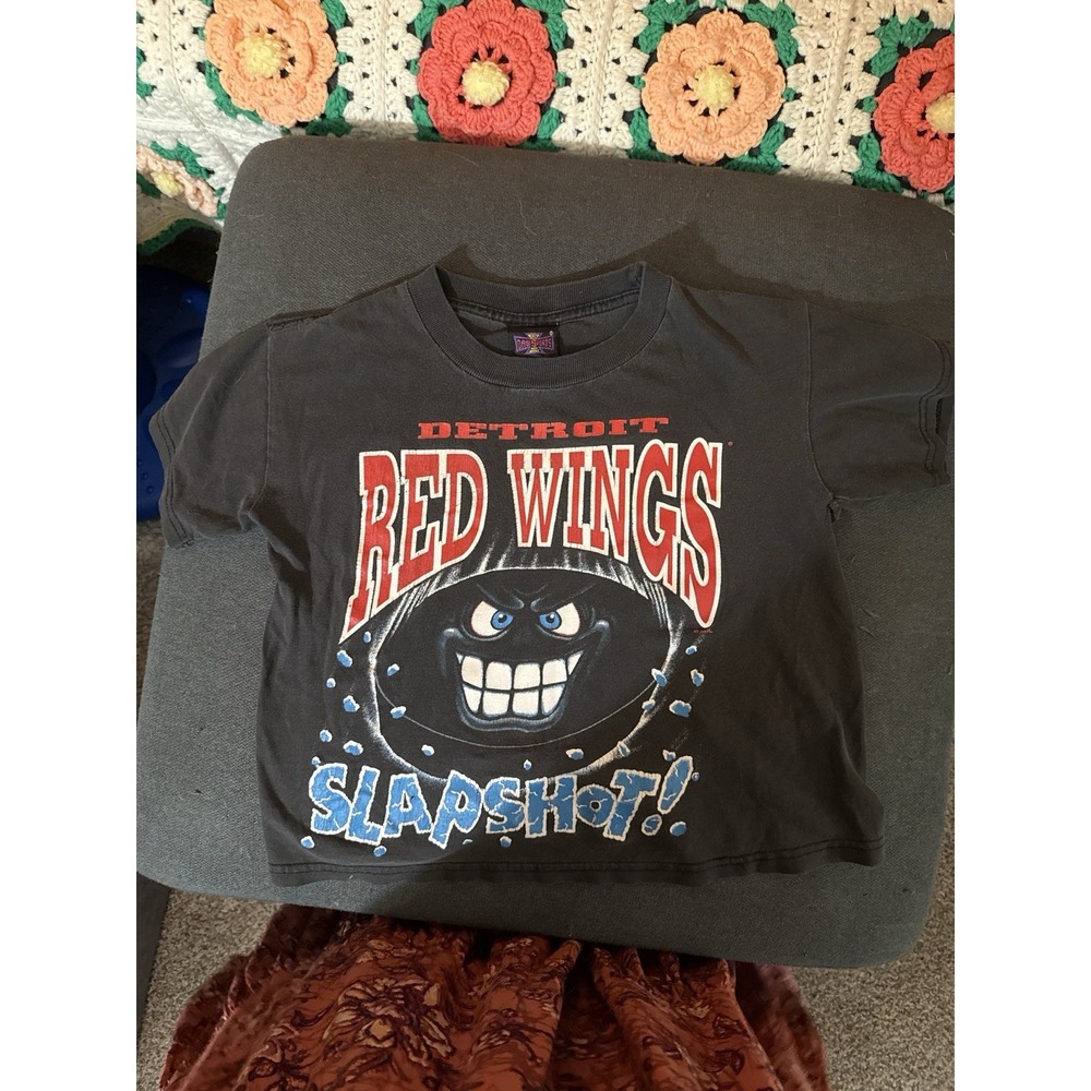 VTG 90s Detroit Red‎ Wings Slapshot Graphic Tee Youth M Oasis Sports NHL